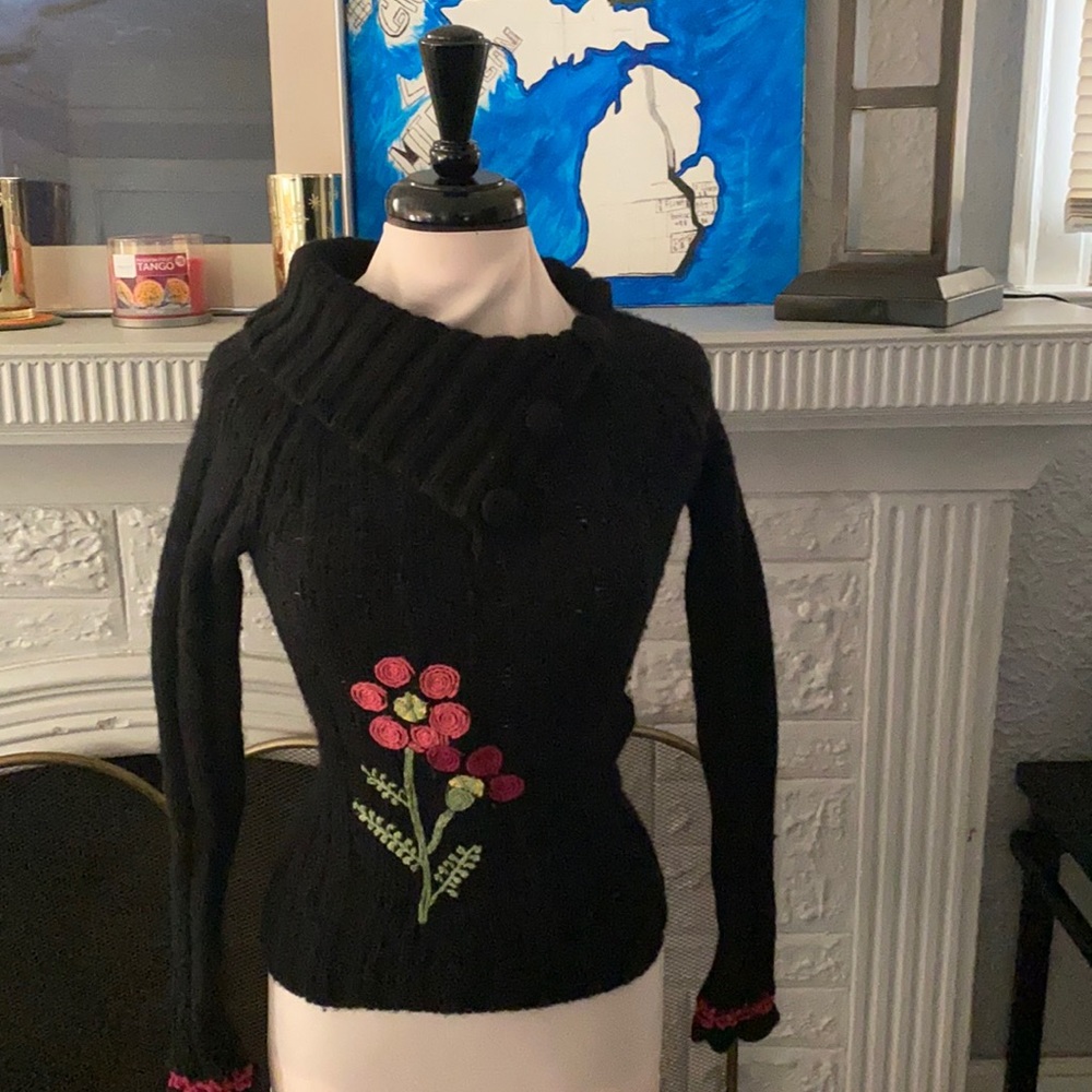 Guess Womans knit ASYM neck Sz S